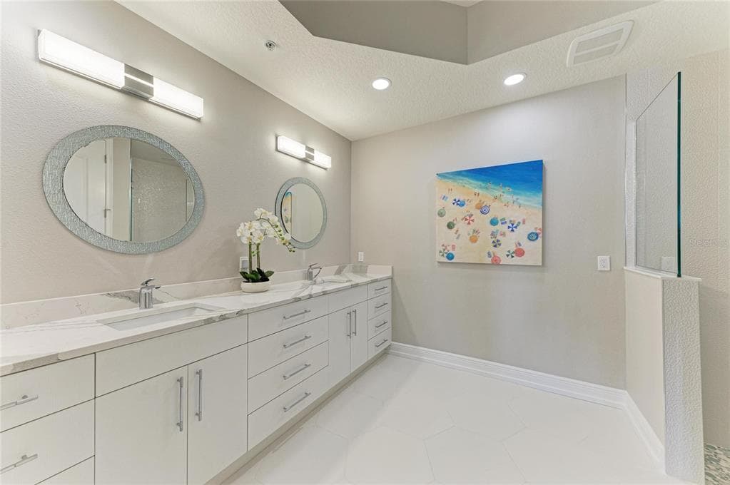 6527 MOORINGS POINT CIRCLE 101 photo 24