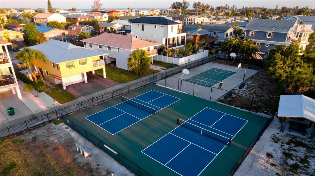 2512 AVENUE A photo 17