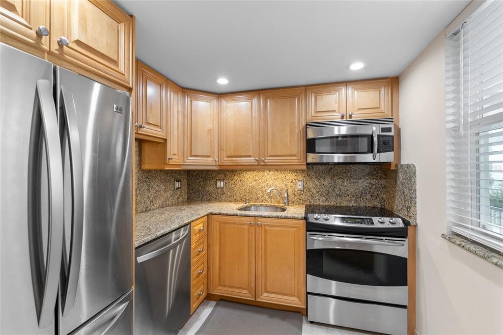 4310 FALMOUTH DRIVE 304 photo 9