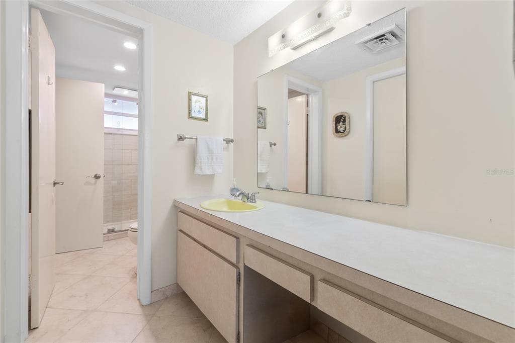 4310 FALMOUTH DRIVE 304 photo 18