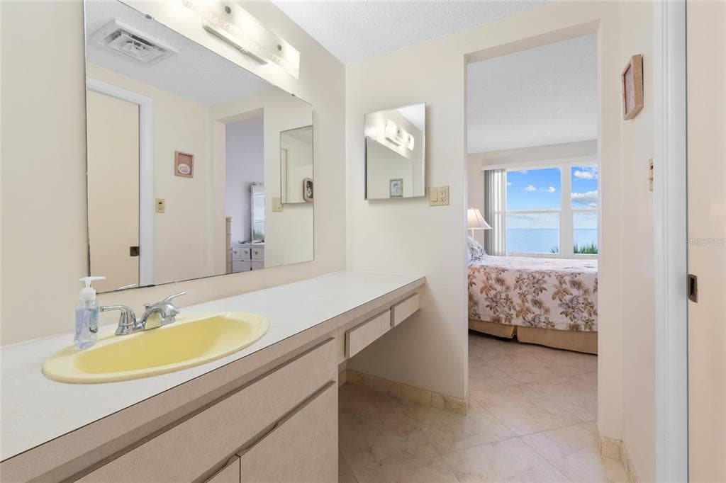 4310 FALMOUTH DRIVE 304 photo 19