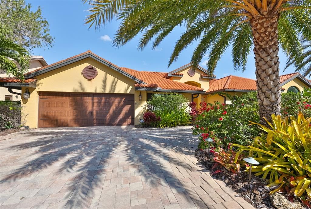 9805 COMPASS POINT WAY photo 9