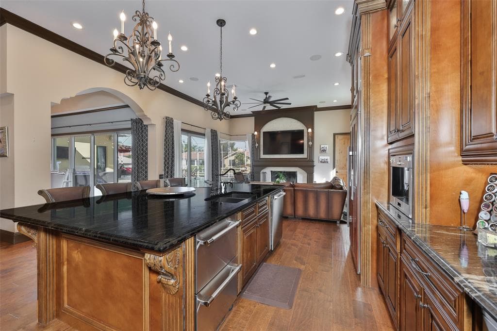 9805 COMPASS POINT WAY photo 24