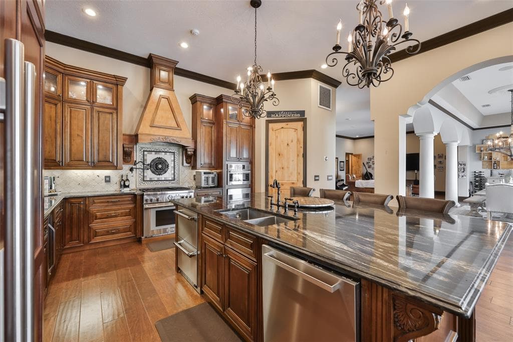 9805 COMPASS POINT WAY photo 19