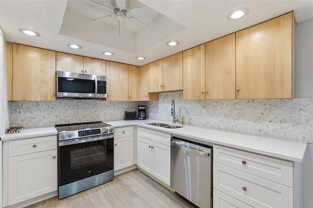 632 EDGEWATER DRIVE 135 photo 5