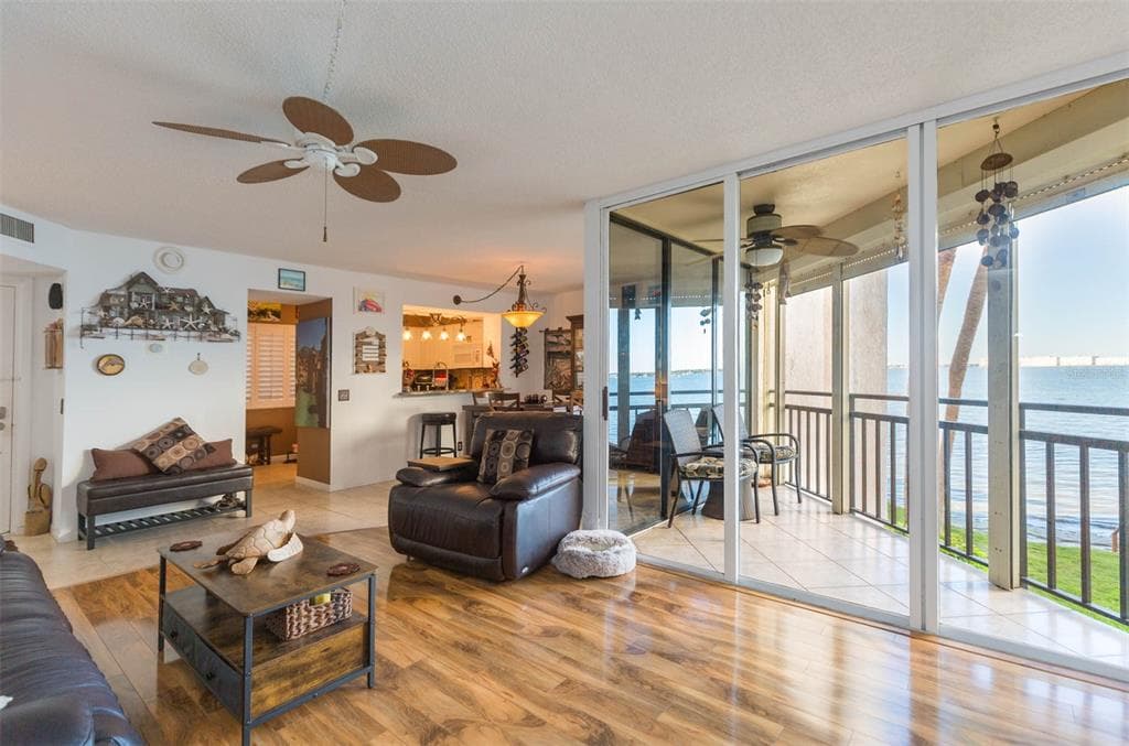 5633 PUERTA DEL SOL BOULEVARD S 208 photo 14