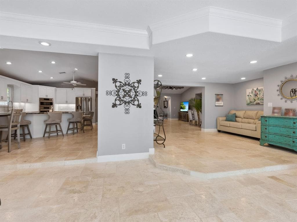 221 LYCHEE ROAD photo 17