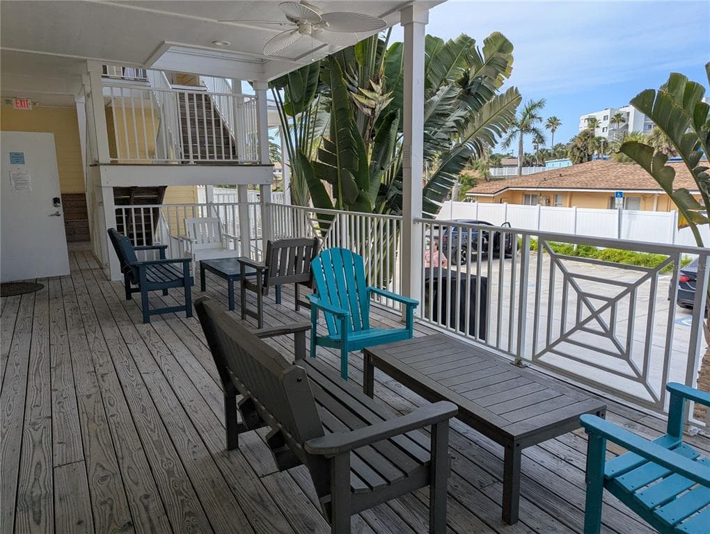 6732 SARASEA CIRCLE 104C photo 2