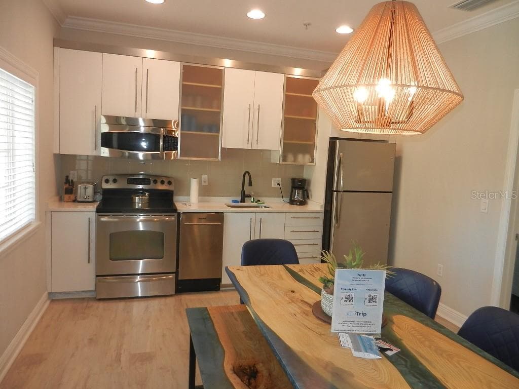 6732 SARASEA CIRCLE 104C photo 8