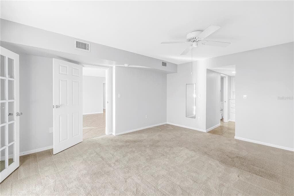 5108 BRITTANY DRIVE S 405 photo 23