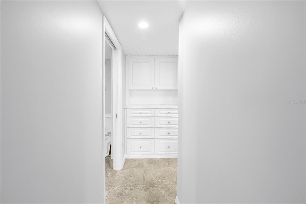 5108 BRITTANY DRIVE S 405 photo 25