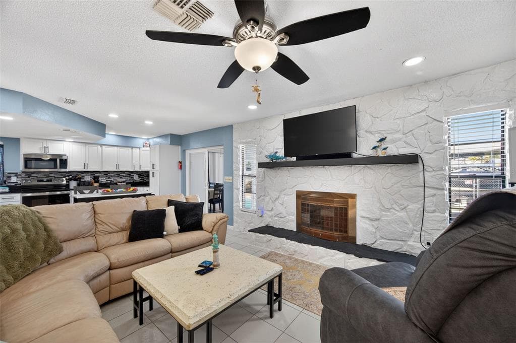 7623 MAKO DRIVE photo 12