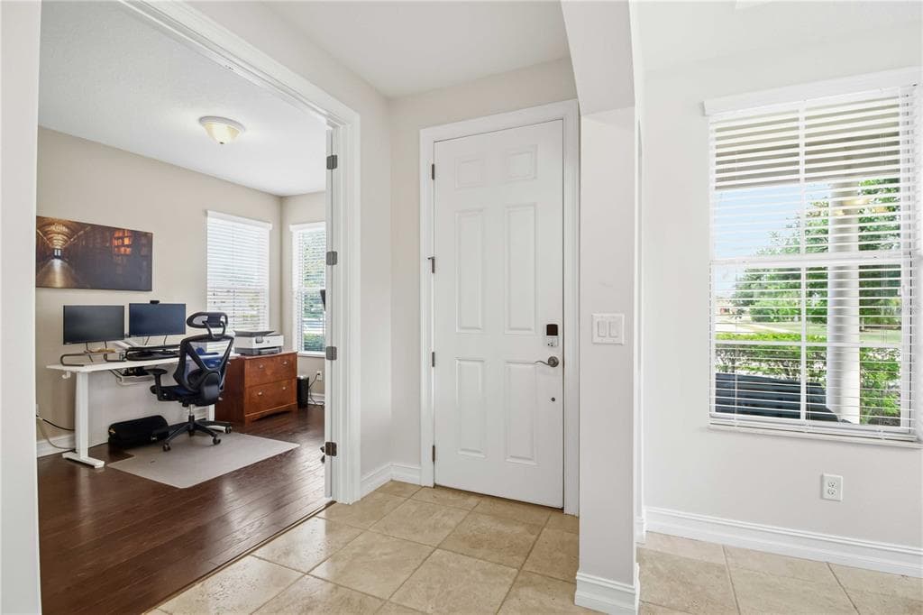 12036 LONGVIEW LAKE CIRCLE photo 4