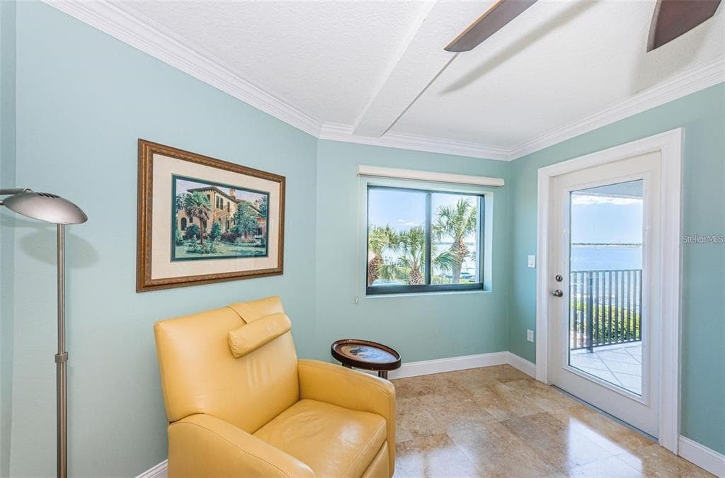 240 SAND KEY ESTATES DRIVE 222 photo 17