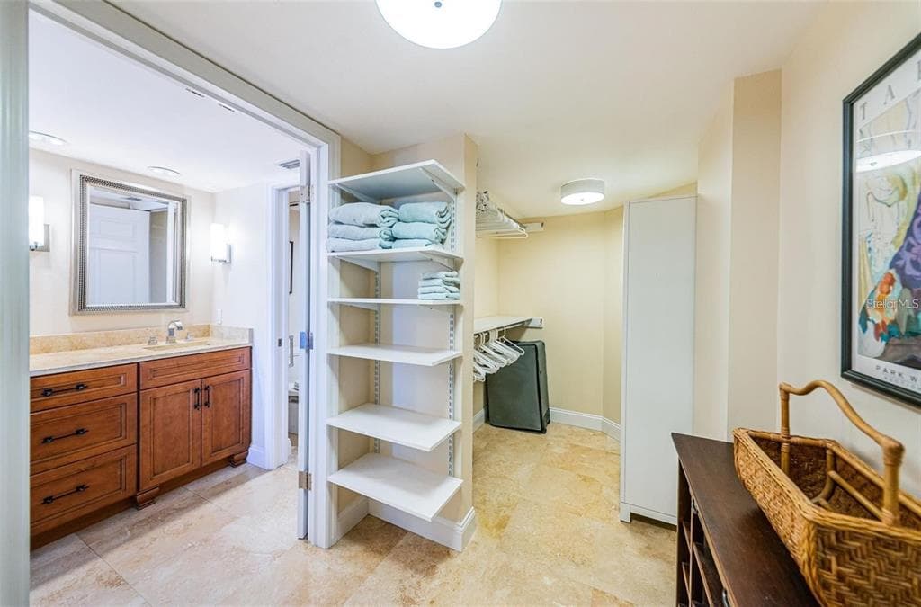 240 SAND KEY ESTATES DRIVE 222 photo 15