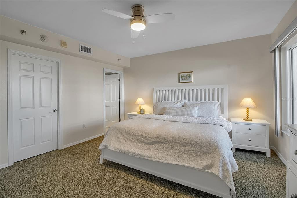 1485 GULF OF MEXICO DRIVE 303 photo 18