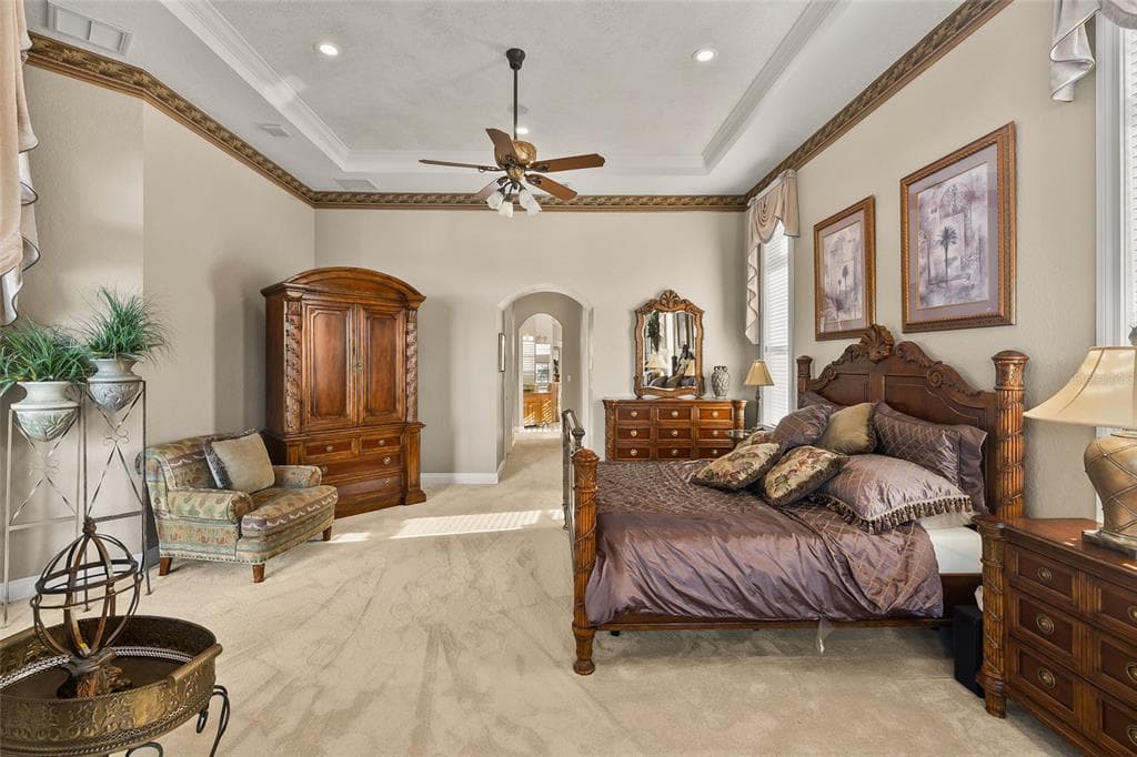 8402 TALLAHASSEE DRIVE NE photo 23