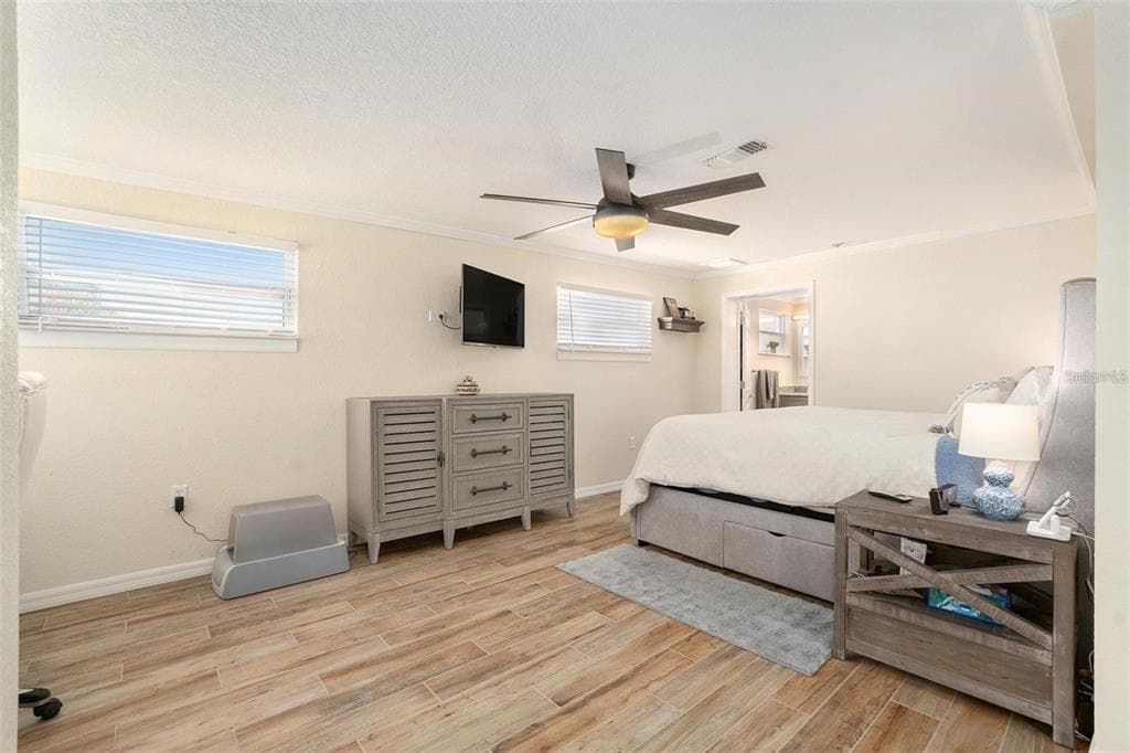 13401 NEPTUNE DRIVE photo 11