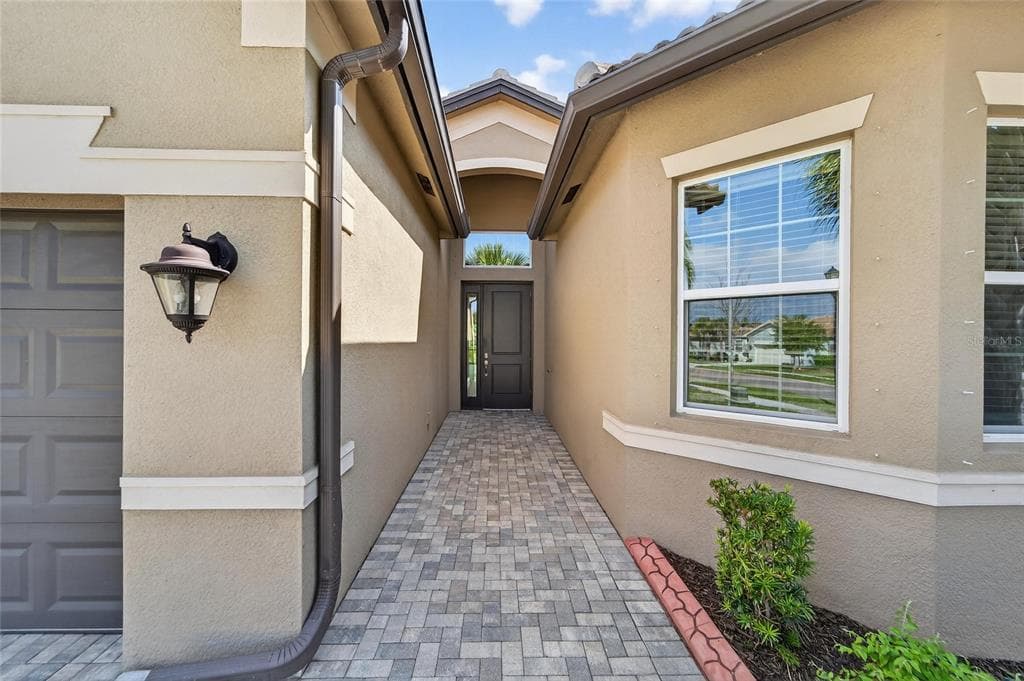 15512 CORONA DEL MAR DRIVE photo 5