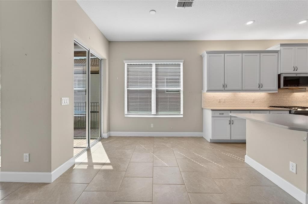 15512 CORONA DEL MAR DRIVE photo 19