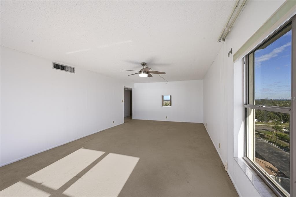 4401 GULF OF MEXICO DRIVE 601 photo 17