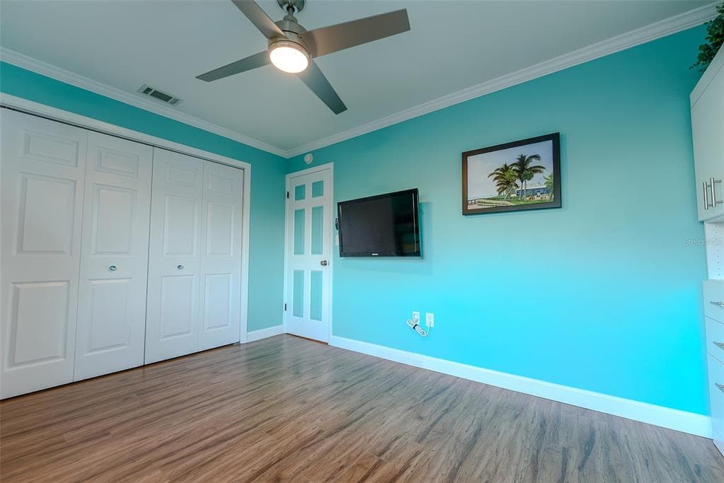 324 WINDRUSH BOULEVARD 11 photo 20