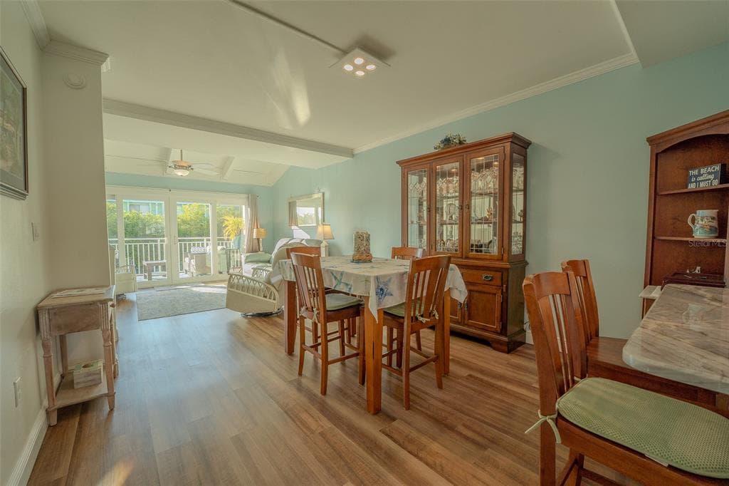 324 WINDRUSH BOULEVARD 11 photo 8
