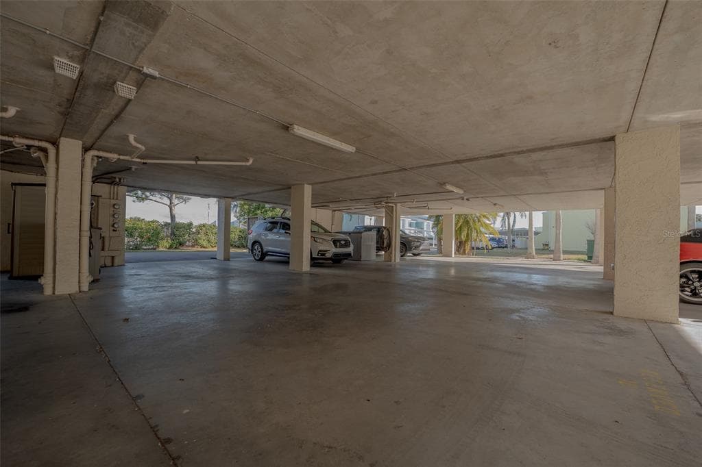 324 WINDRUSH BOULEVARD 11 photo 25
