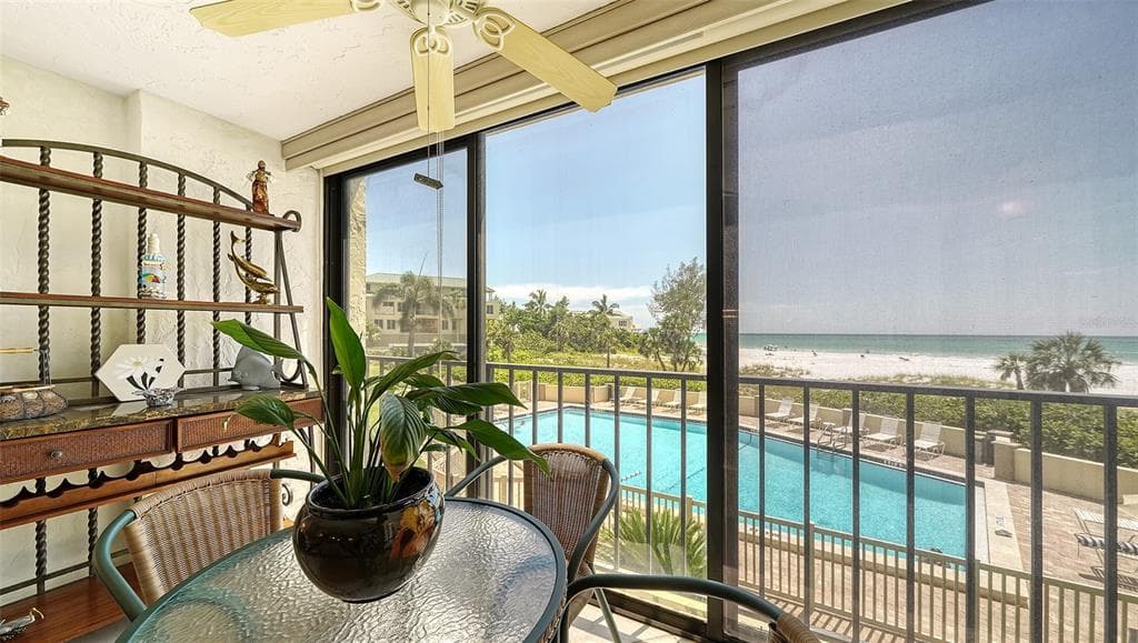 19 WHISPERING SANDS DRIVE 201 photo 15