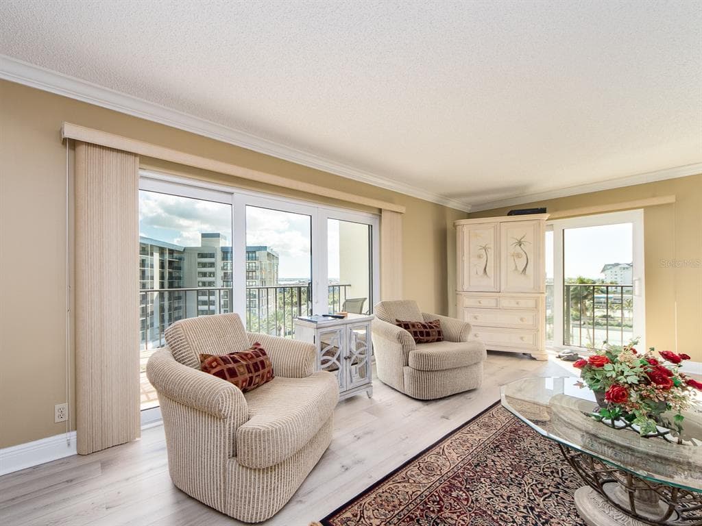 1480 GULF BOULEVARD 610 photo 11