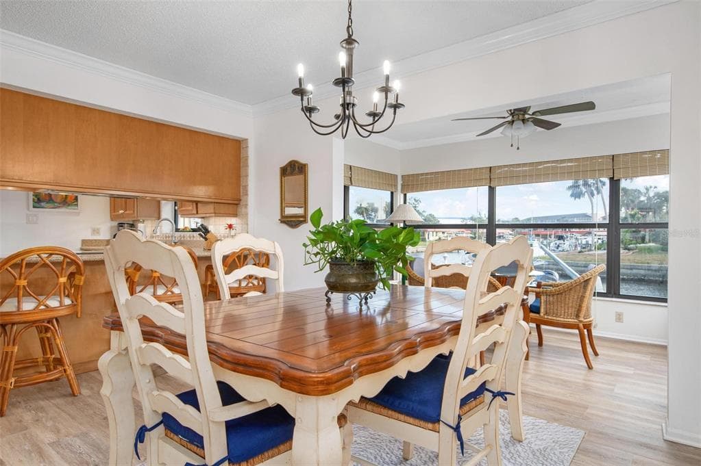 9527 AZURE COVE photo 10