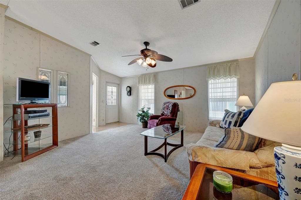 106 N SAINT GEORGE CIRCLE photo 11