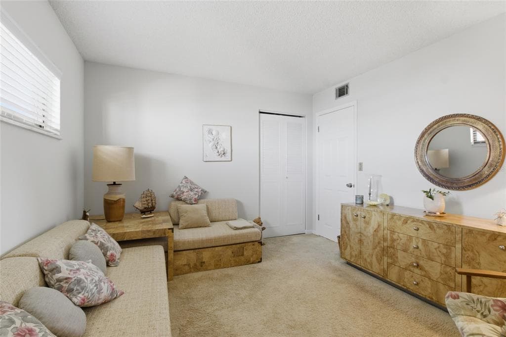 1270 GULF BOULEVARD 801 photo 17