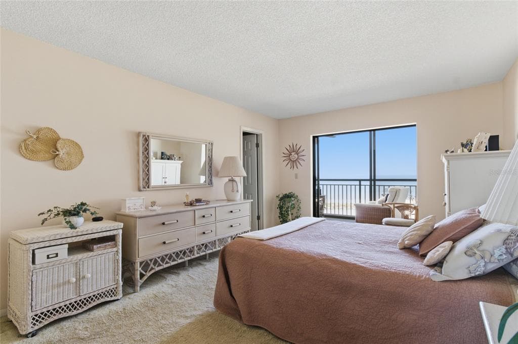 1270 GULF BOULEVARD 801 photo 21