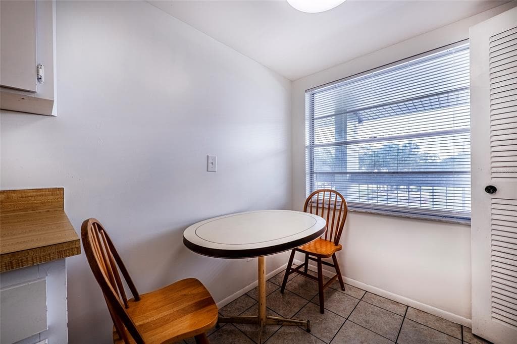 5197 SILENT LOOP 224 photo 9