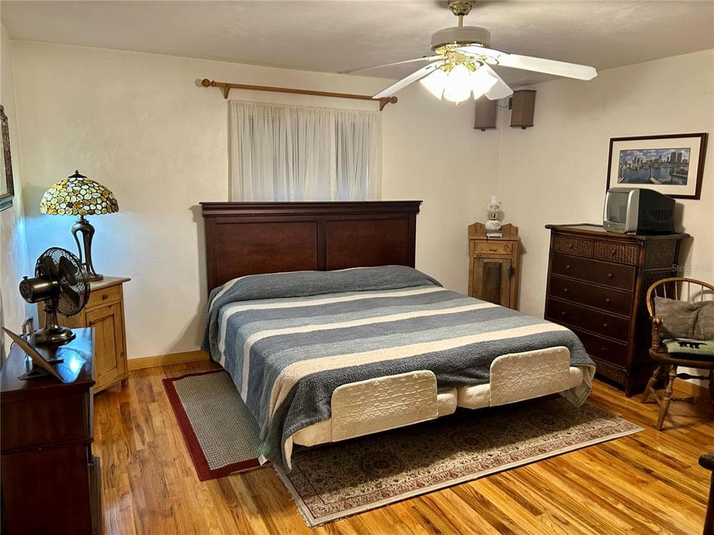 55730 HOLIDAY CIRCLE photo 8