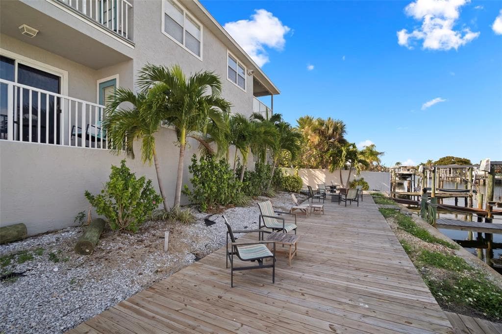 1013 APOLLO BEACH BOULEVARD 203 photo 9