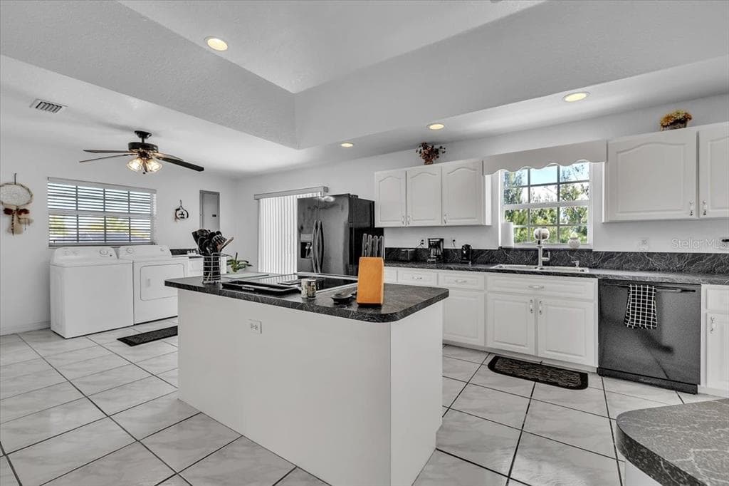 3900 COLONY COURT photo 10
