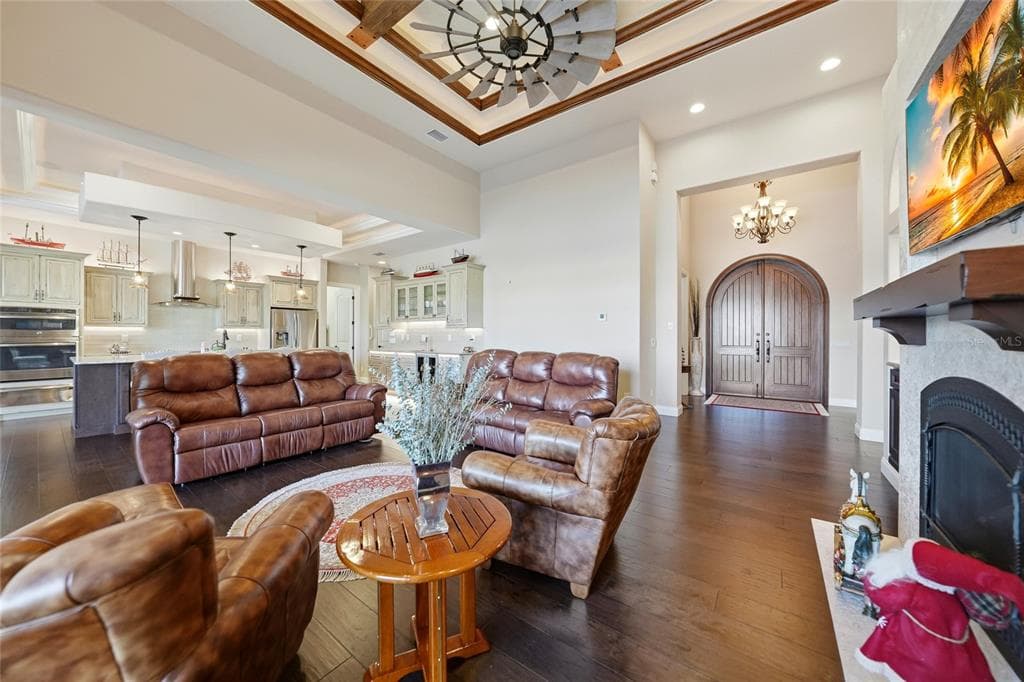 166 HIBISCUS DRIVE photo 12