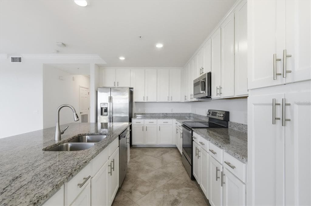 14081 HERITAGE LANDING BOULEVARD 227 photo 18