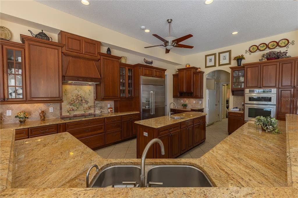 13717 CANTERFIELD DRIVE photo 19