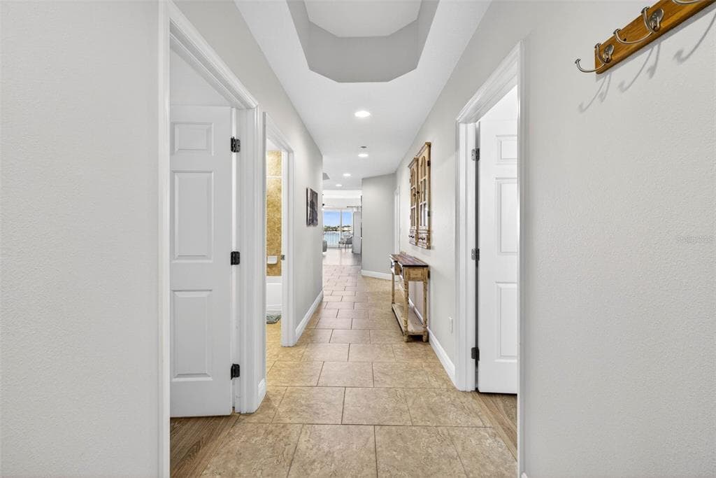 17717 GULF BOULEVARD 401 photo 4