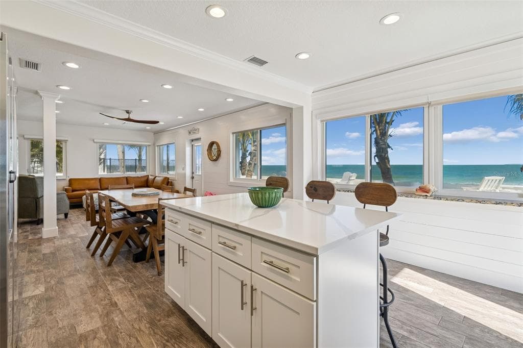 865 N SHORE DRIVE photo 9