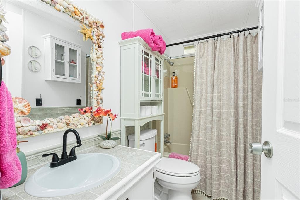 1300 SANDERLING DRIVE photo 23