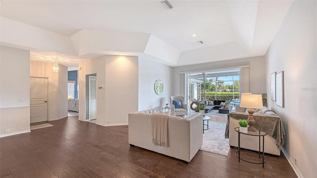 5515 DOWNHAM MEADOWS photo 8