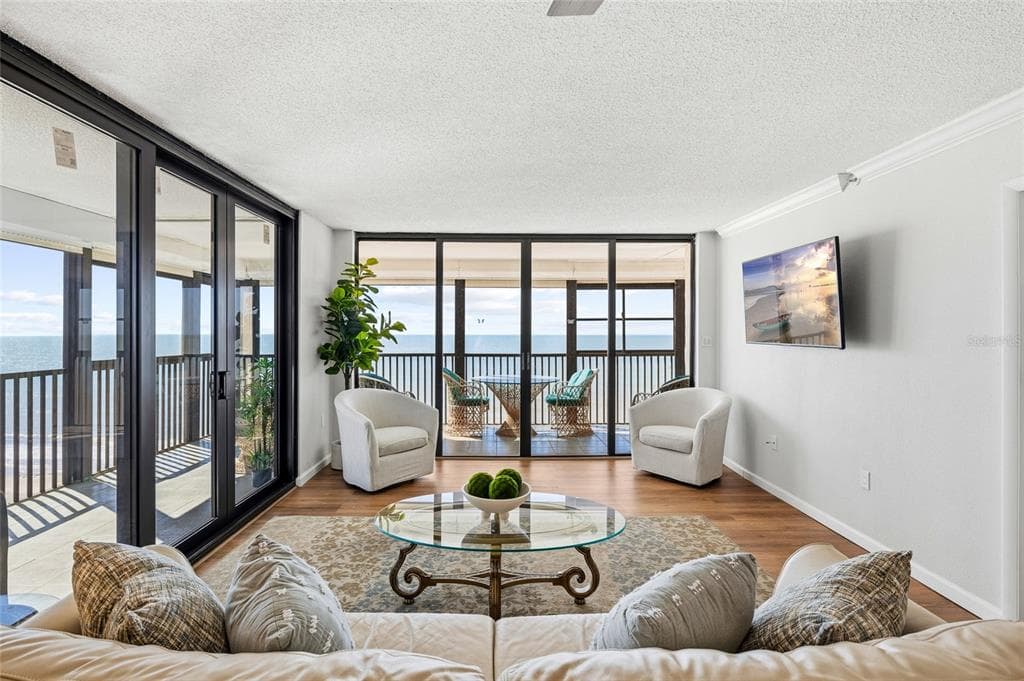 15462 GULF BOULEVARD 601 photo 14