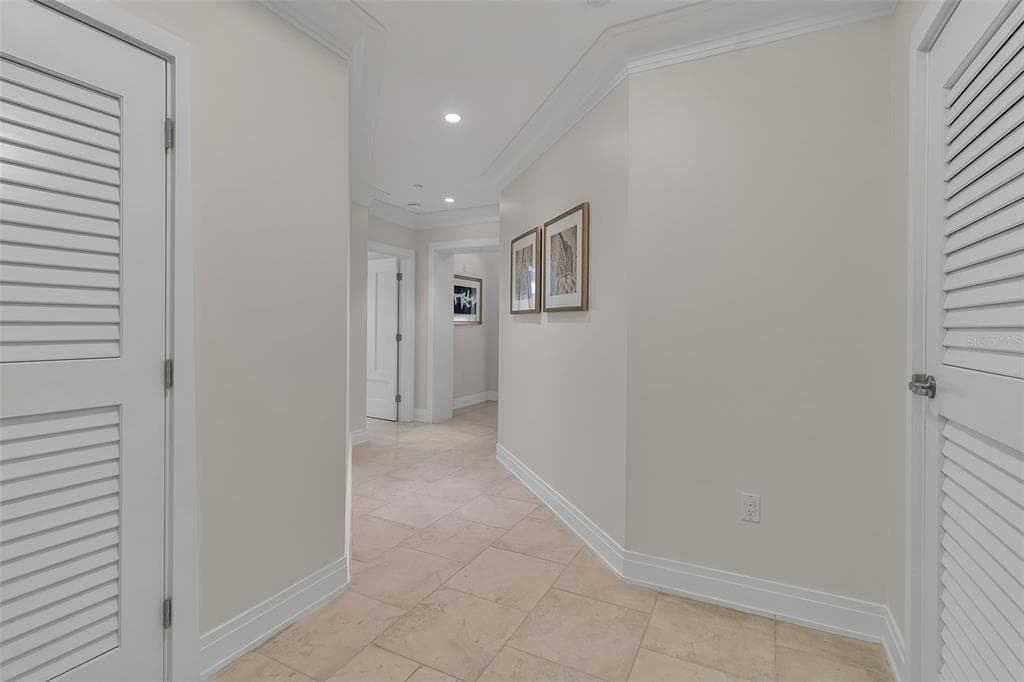 915 SEASIDE DRIVE 412 photo 5