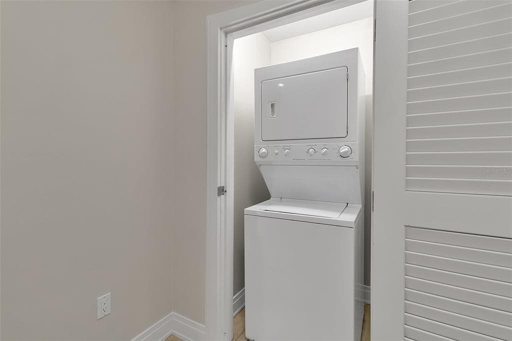915 SEASIDE DRIVE 410, Weeks 4-7 photo 18