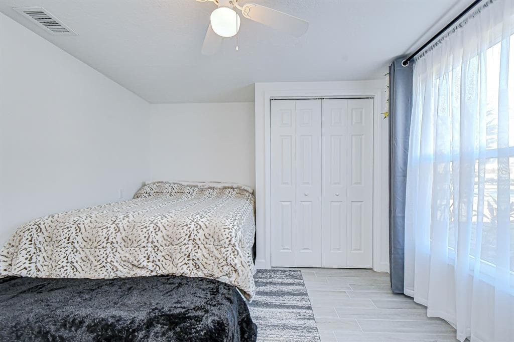 7051 MORNINGSTAR LANE photo 20