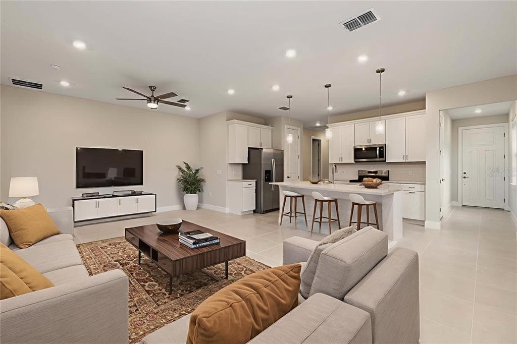 5811 SILVERSIDE PINE COURT photo 4